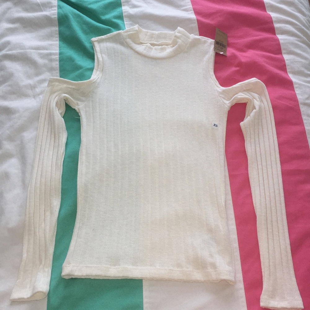 American eagle cold shoulder mock neck sweater